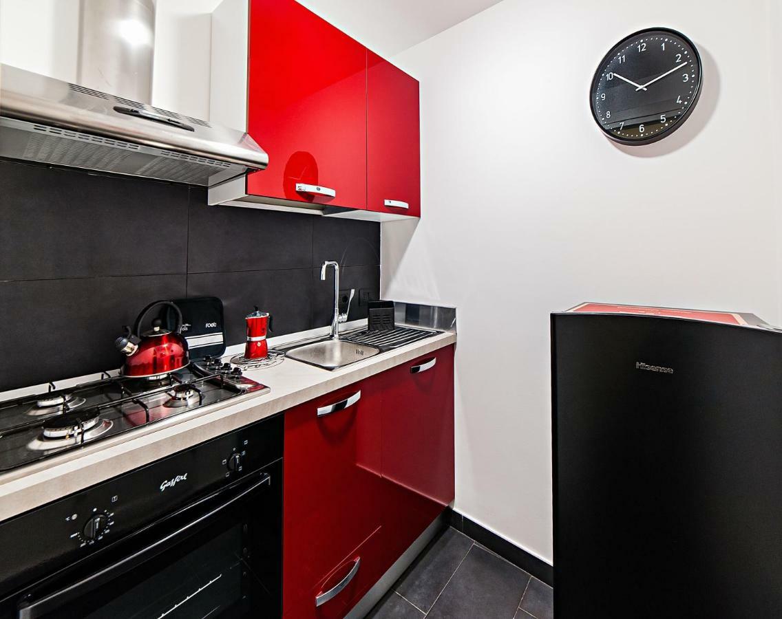 Corso Vittorio Giuliano Family Apartment ปาแลร์โม ภายนอก รูปภาพ